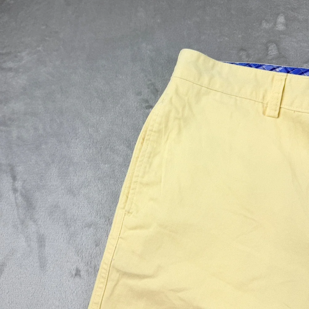 Chaps Men's Size 42 Flat Front Chino Shorts Yellow Cotton